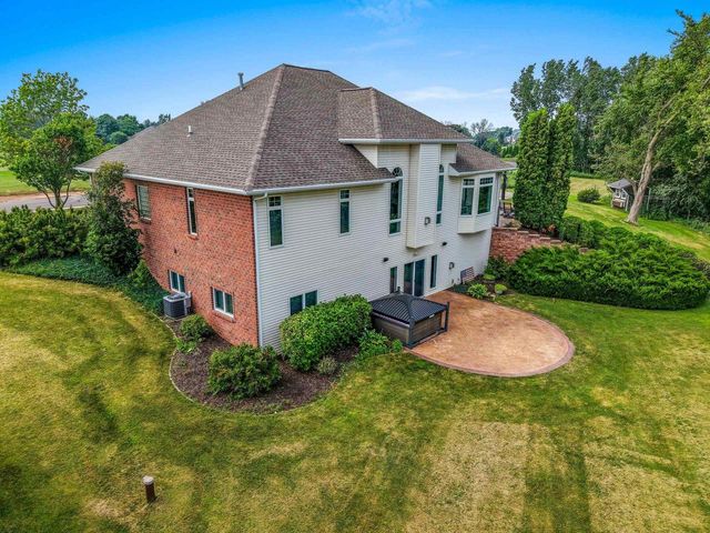 2864 WOODHAVEN CIRCLE, De Pere, WI 54115