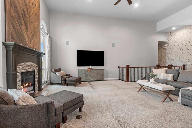 2864 WOODHAVEN CIRCLE, De Pere, WI 54115