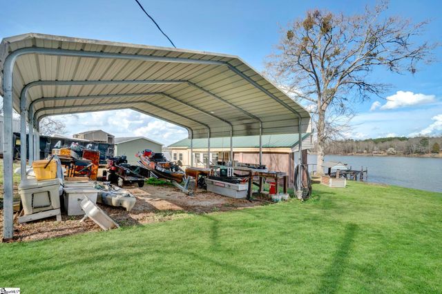 1020 Flymm Smith Road, Waterloo, SC 29684