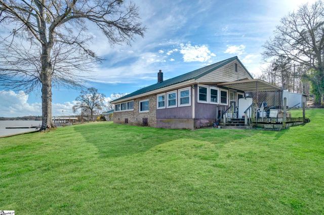 1020 Flymm Smith Road, Waterloo, SC 29684