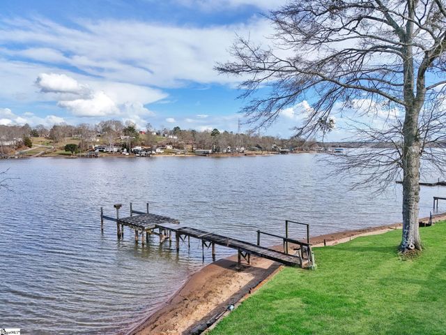 1020 Flymm Smith Road, Waterloo, SC 29684