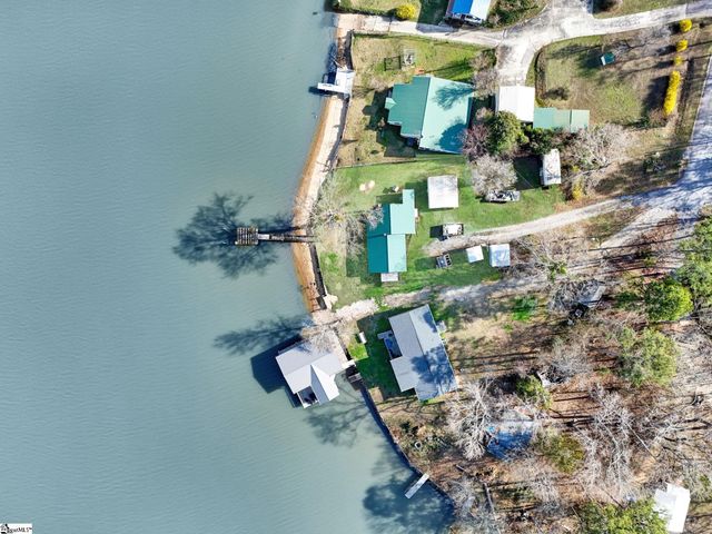 1020 Flymm Smith Road, Waterloo, SC 29684