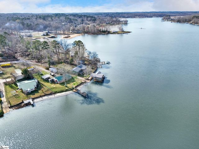 1020 Flymm Smith Road, Waterloo, SC 29684