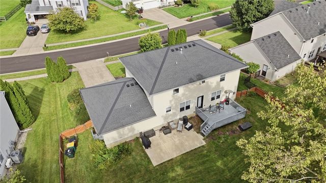 41 W Waterbury Drive, Springboro, OH 45066