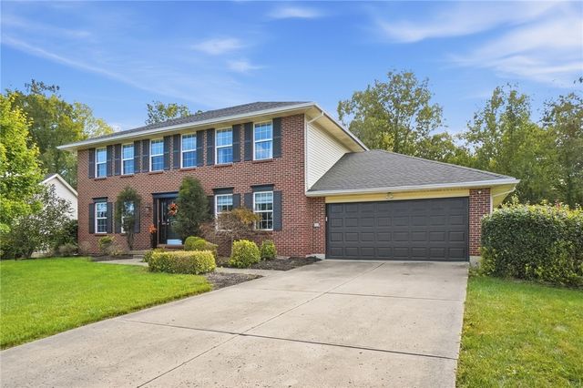 41 W Waterbury Drive, Springboro, OH 45066