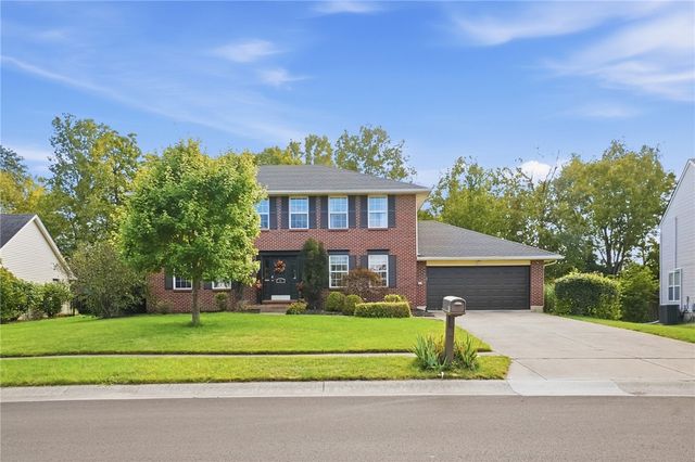 41 W Waterbury Drive, Springboro, OH 45066