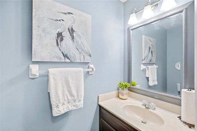 41 W Waterbury Drive, Springboro, OH 45066