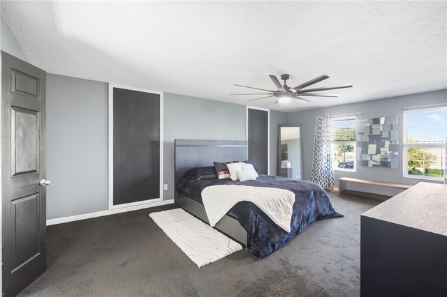 41 W Waterbury Drive, Springboro, OH 45066