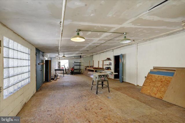 1524 FRIEDENSBURG RD, Reading, PA 19606