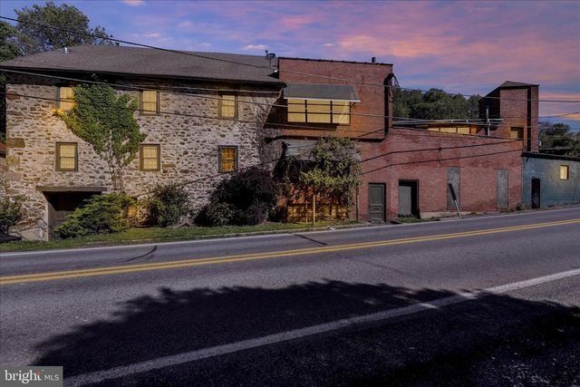 1524 FRIEDENSBURG RD, Reading, PA 19606