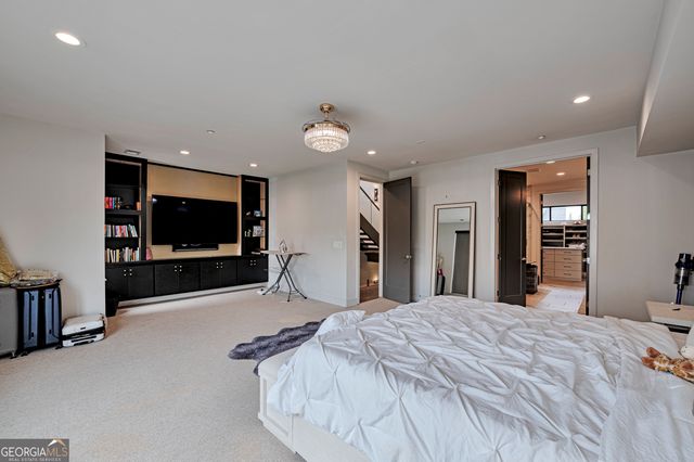 904 Lenox Boulevard NE, Atlanta, GA 30324