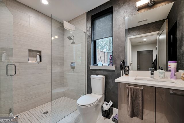 904 Lenox Boulevard NE, Atlanta, GA 30324