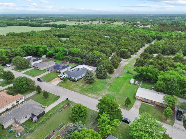 117 Donaghey Street, Trenton, TX 75490