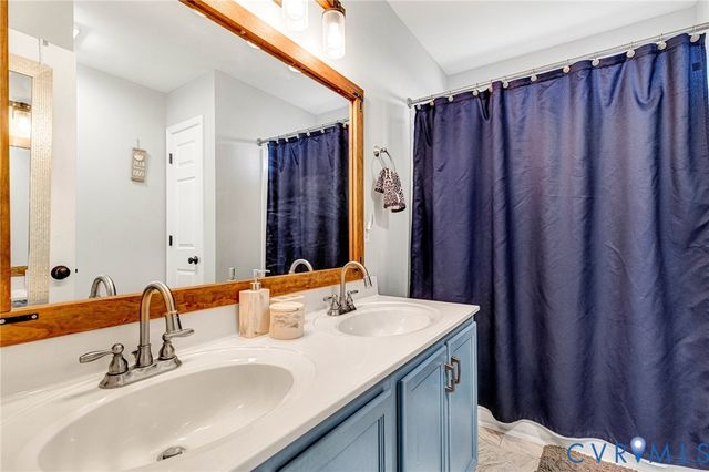 2554 Exhall Ct, Chester, VA 23831