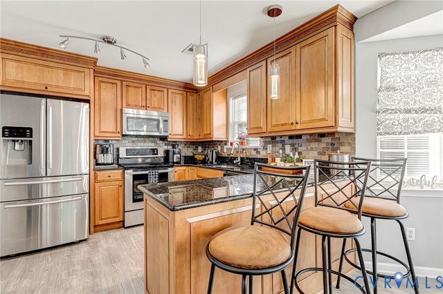 2554 Exhall Ct, Chester, VA 23831