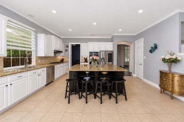 1105 Woodhaven Drive, Mckinney, TX 75072