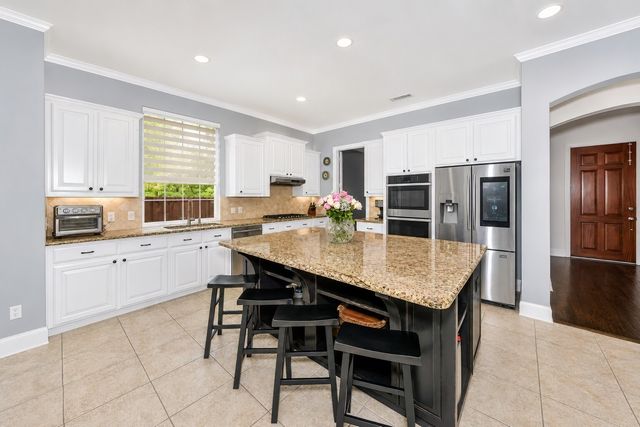 1105 Woodhaven Drive, Mckinney, TX 75072