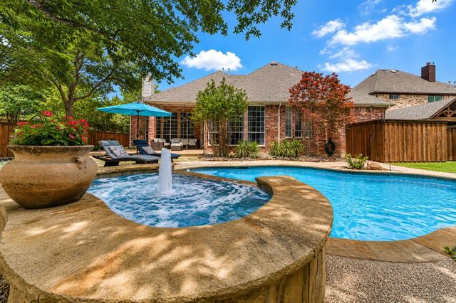 1105 Woodhaven Drive, Mckinney, TX 75072