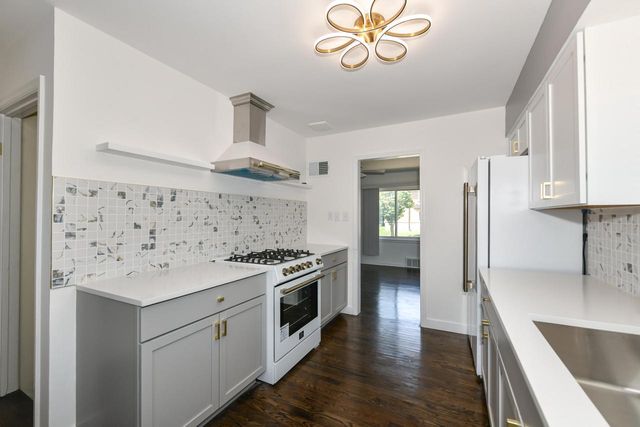 4380 N 51st BOULEVARD, Milwaukee, WI 53216