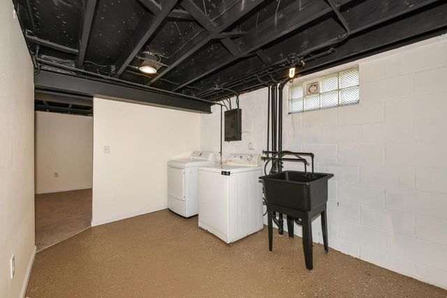 4380 N 51st BOULEVARD, Milwaukee, WI 53216