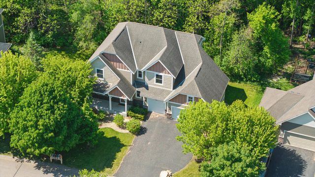 10601 Watersedge Lane, Woodbury, MN 55129