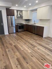 1143 Glenville Drive 101, Los Angeles, CA 90035