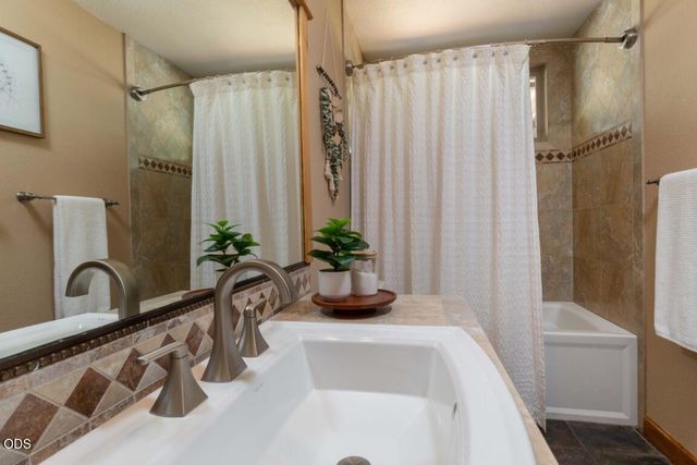 17396 Red Cedar Lane 10, Sunriver, OR 97707