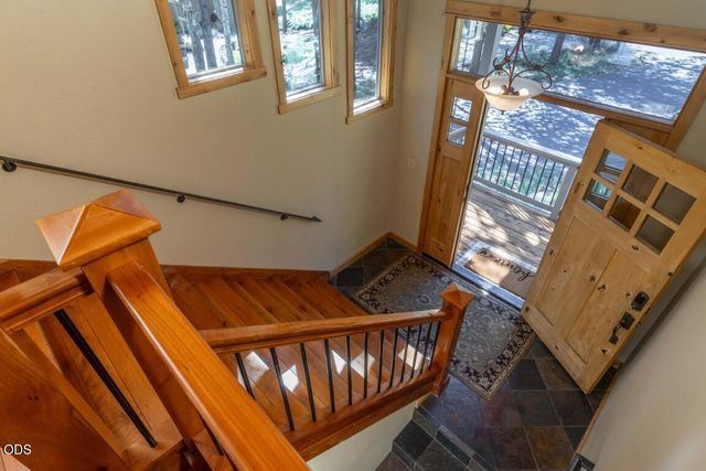 17396 Red Cedar Lane 10, Sunriver, OR 97707