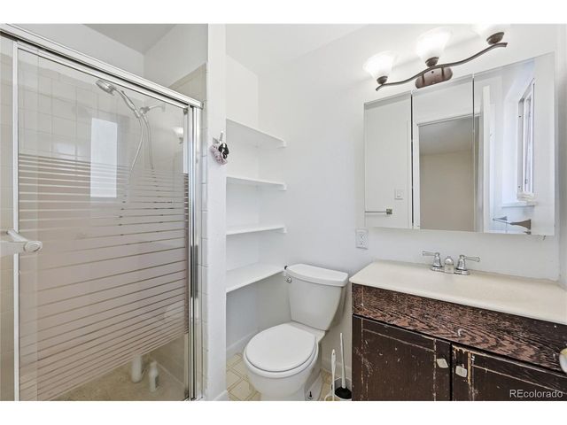 994 S Victor St, Aurora, CO 80012