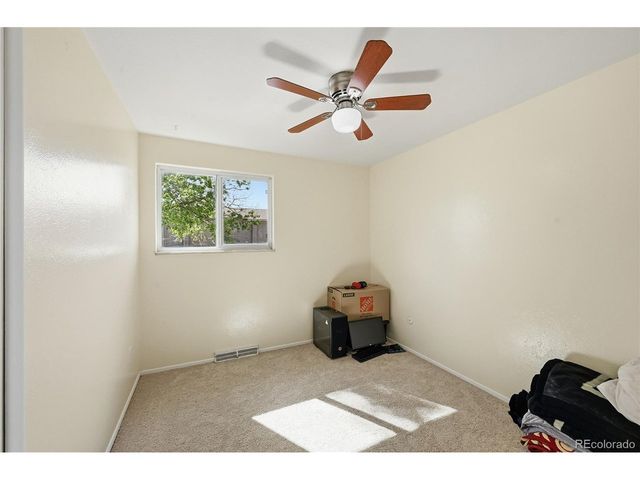 994 S Victor St, Aurora, CO 80012