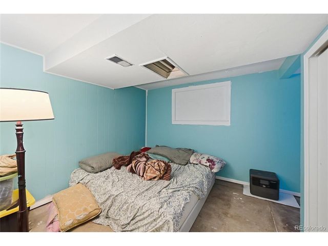 994 S Victor St, Aurora, CO 80012