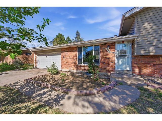 994 S Victor St, Aurora, CO 80012