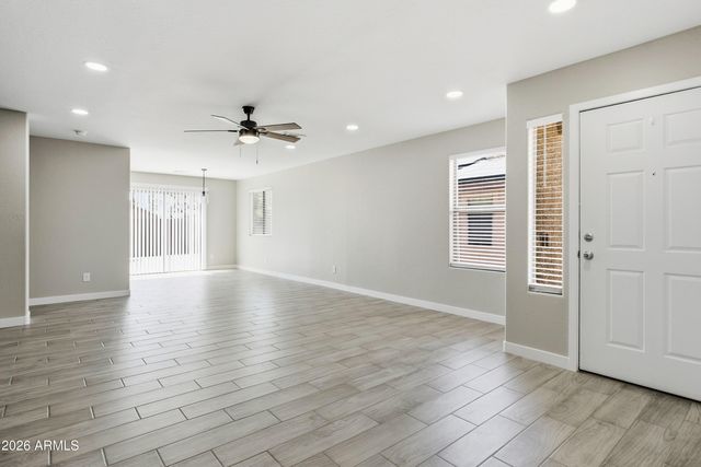 25073 W DOVE Trail, Buckeye, AZ 85326