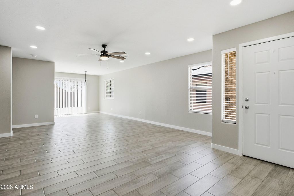 25073 W DOVE Trail, Buckeye, AZ 85326 — photo 4