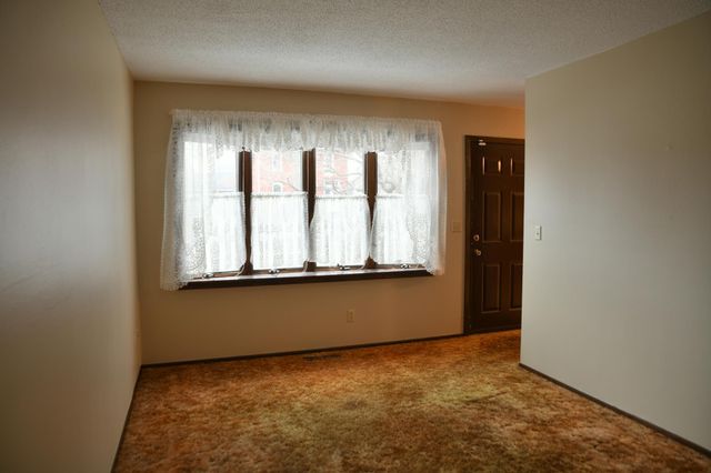 1121 4th Street W, Hastings, MN 55033