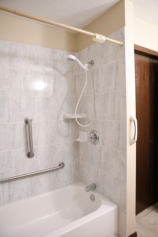 1121 4th Street W, Hastings, MN 55033