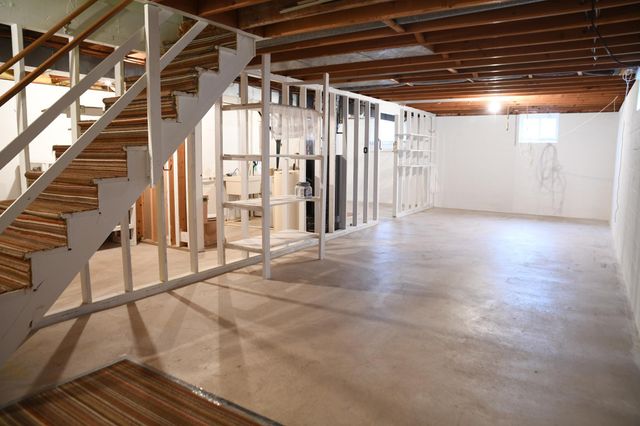 1121 4th Street W, Hastings, MN 55033