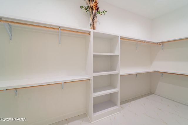 406 Last Quarter Drive, Youngsville, LA 70592