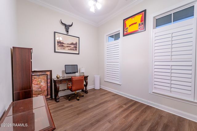 406 Last Quarter Drive, Youngsville, LA 70592