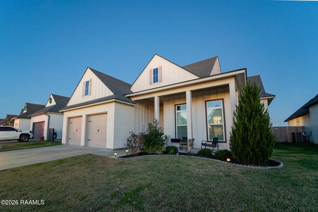 406 Last Quarter Drive, Youngsville, LA 70592