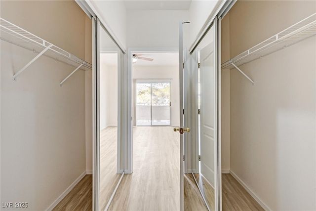 1900 North Torrey Pines Drive 221, Las Vegas, NV 89108