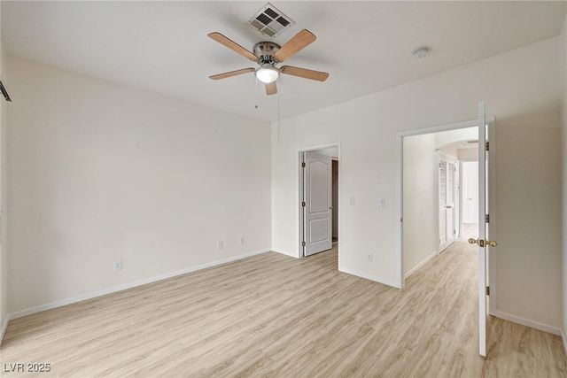 1900 North Torrey Pines Drive 221, Las Vegas, NV 89108