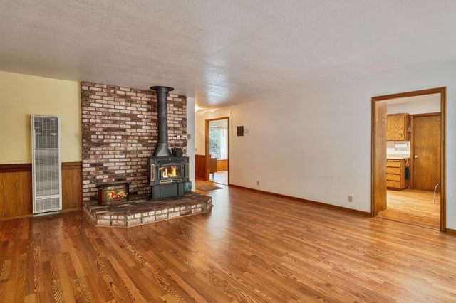 6269 El Camino Dr, Pollock Pines, CA 95726