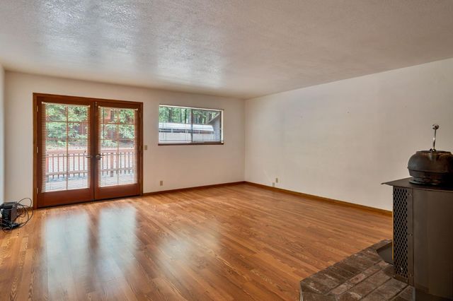 6269 El Camino Dr, Pollock Pines, CA 95726