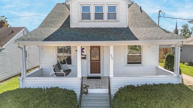 635 5TH STREET, Menasha, WI 54952
