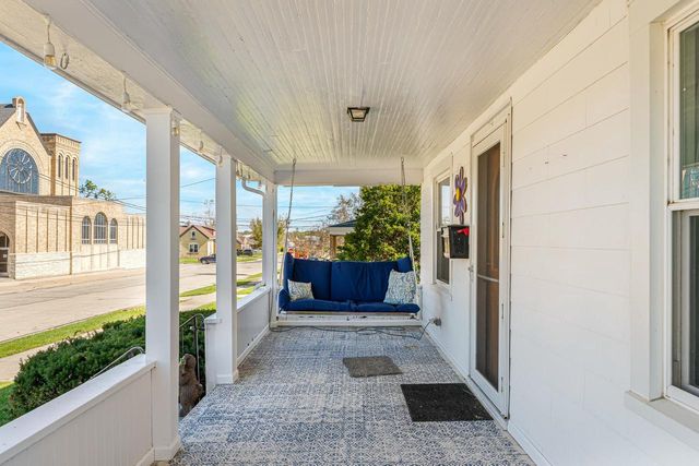 635 5TH STREET, Menasha, WI 54952