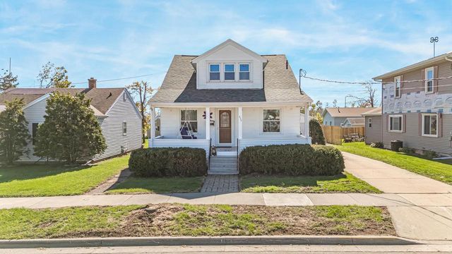 635 5TH STREET, Menasha, WI 54952