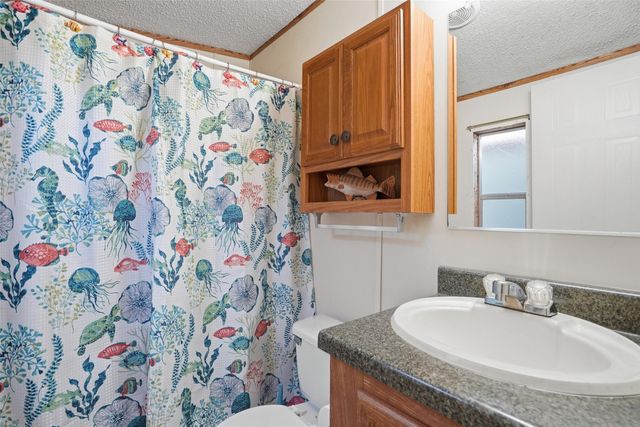 4037 Lands End Court, Granbury, TX 76048