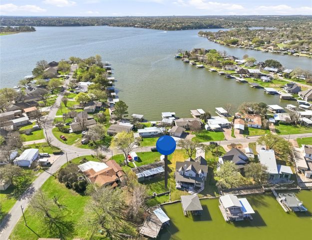 4037 Lands End Court, Granbury, TX 76048