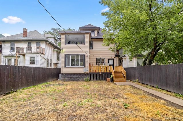 2283 Lamothe Street, Detroit, MI 48206